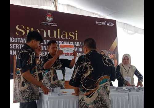 Antisipasi Kendala di Hari-H Pilkada, KPU Kendal Gelar Simulasi di TPS Cepiring