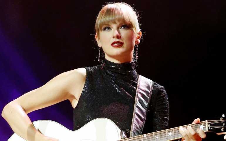 Album Taylor Swift Cetak Rekor, 10 Lagunya Masuk Top Ten Billboard Chart