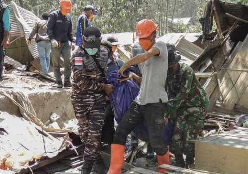 Sido Muncul Peduli, Kirim Bantuan untuk Korban Bencana Erupsi Lewotobi