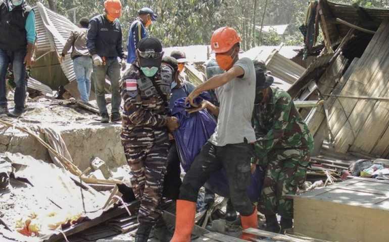 Sido Muncul Peduli, Kirim Bantuan untuk Korban Bencana Erupsi Lewotobi