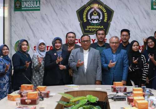 Fakultas Hukum Unissula Siapkan 19 Mahasiswa untuk Terjun ke Kurikulum Internasional di UOW Malaysia