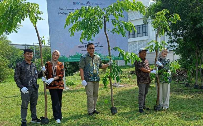 Pohon untuk Generasi Mendatang, Komitmen PT KIW di Hari Pohon Sedunia