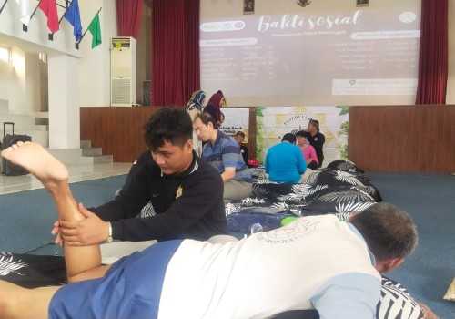 Paguyuban Paseduluran Cokro Manunggal Hadirkan Terapi untuk Pemulihan Fisik dan Mental di UNAKI