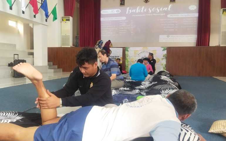 Paguyuban Paseduluran Cokro Manunggal Hadirkan Terapi untuk Pemulihan Fisik dan Mental di UNAKI