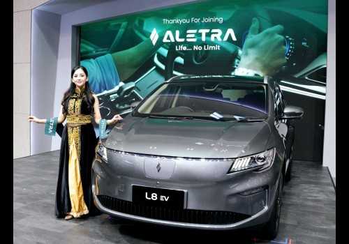 Resmi Hadiri Di Indonesia, ALETRA L8 EV Penuhi Kebutuhan Keluarga Indonesia dengan Fitur 7 Kursi dan Teknologi Canggih