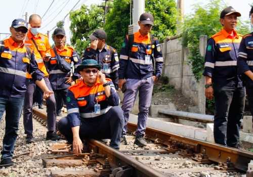 Ramp Check Rutin! KAI Daop 1 Jakarta Pastikan Semua Sarana KA Siap Tempur di Nataru