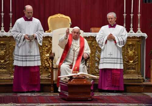Misa di Vatikan, Kardinal Ayuso Dimuliakan di Hadapan Puluhan Pemimpin Gereja