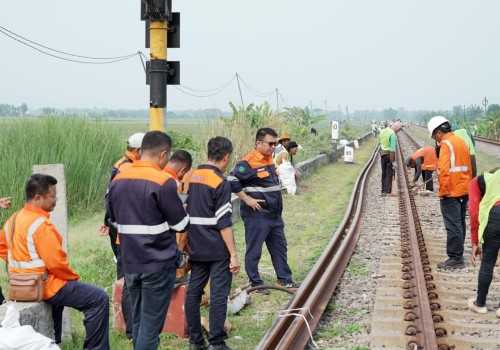 Hadapi Nataru, KAI Daop 4 Semarang Percepat Pemeliharaan Prasarana untuk Keamanan Penumpang