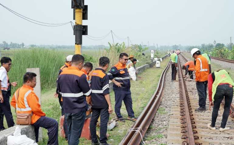Hadapi Nataru, KAI Daop 4 Semarang Percepat Pemeliharaan Prasarana untuk Keamanan Penumpang