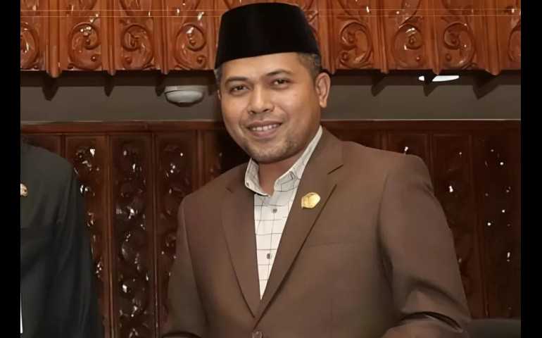 Ferry Wawan Cahyono Apresiasi Kebijakan Presiden Prabowo : Kenaikan Gaji Guru Jadi Terobosan Besar untuk Pendidikan Indonesia