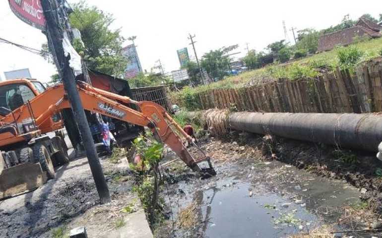 Pemerintah Kota Semarang Dapat Apresiasi Warga atas Upaya Penanggulangan Banjir di Genuksari