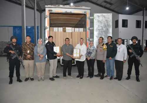 1.297.910 Surat Suara Pilgub Jateng Tiba di Kota Semarang, Mbak Ita Harap Tahapan Pilkada Berjalan Lancar