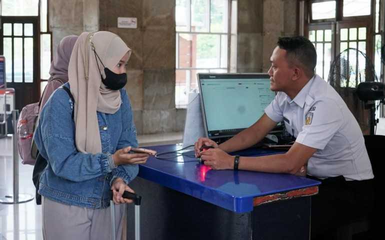Jangan Sampai Kehabisan ! KAI Daop 4 Semarang Siapkan 216.812 Kursi untuk Liburan Akhir Tahun