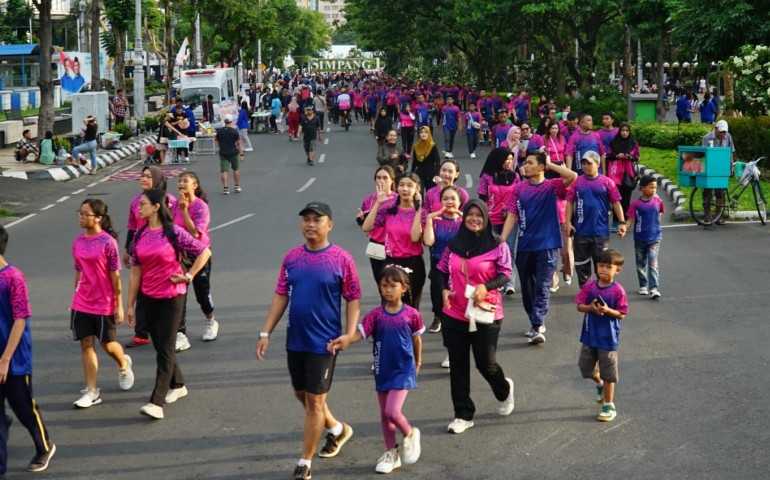 Hotel Ciputra Semarang Tampilkan Perayaan Berbeda di Ulang Tahun ke-29 dengan Fun Walk di Simpang Lima