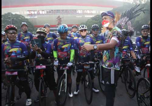 TDB 2022, Ratusan Atlet Sepeda Start Dari Manahan Solo