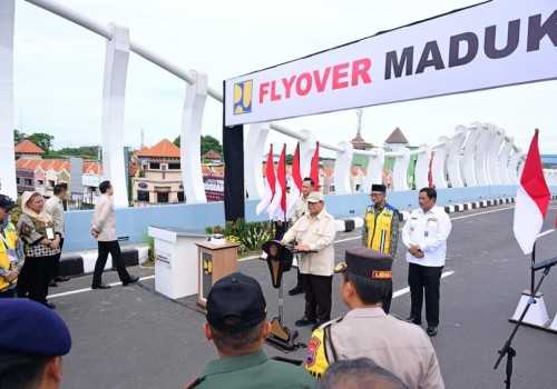 Presiden Prabowo Resmikan Jalan Layang Madukoro, Dorong Pertumbuhan Ekonomi Jawa Tengah