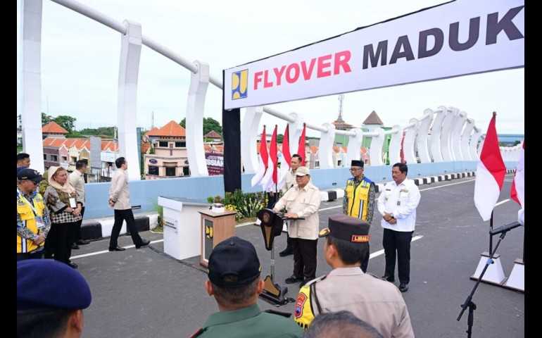 Presiden Prabowo Resmikan Jalan Layang Madukoro, Dorong Pertumbuhan Ekonomi Jawa Tengah