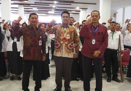 Sekda Pekalongan Yulian Akbar Monitoring Seleksi PPPK 2024 di Gedung Muladi Dome Undip Semarang
