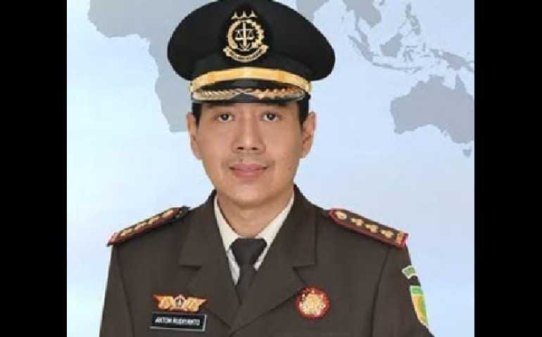 Kajari Kulon Progo Dukung Asta Cita, Perangi Korupsi Lewat Penerangan Hukum untuk Ribuan Guru