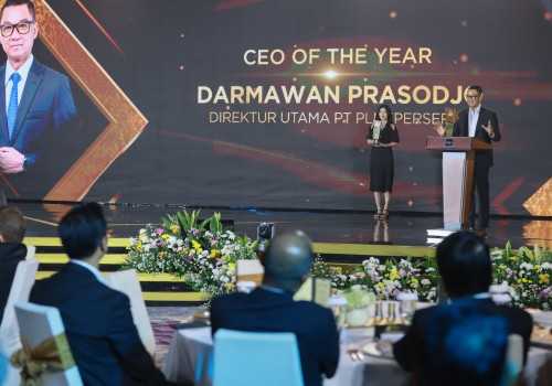 Hattrick! Dirut PLN Darmawan Prasodjo Kembali Dinobatkan Jadi CEO Of The Year 2024