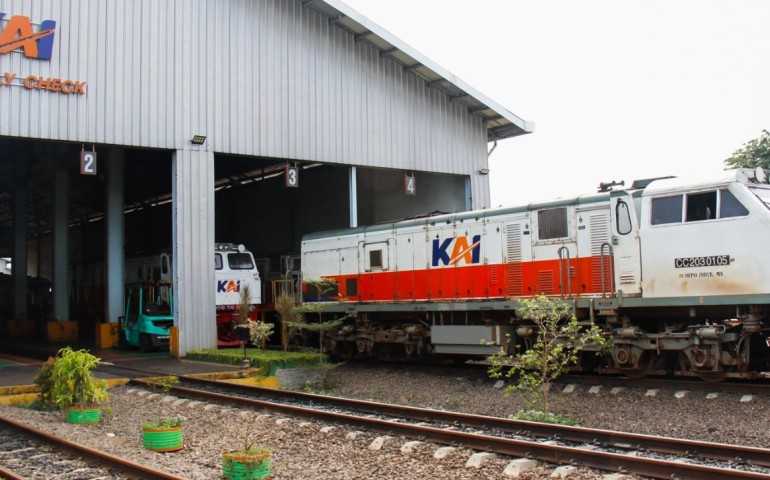Tingkatkan Keandalan Kereta Api, KAI Daop 1 Jakarta Lakukan Perbaikan Infrastruktur Jalan Kereta
