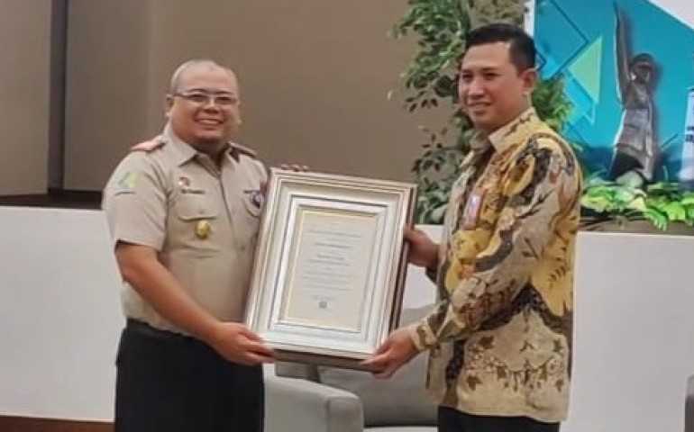 Menjadi Teladan, Bandara Jenderal Ahmad Yani Semarang Dinobatkan Sebagai Bandara Udara Sehat 2024