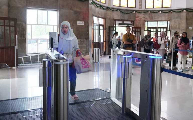 Stasiun Semarang Poncol Luncurkan Teknologi Face Recognition untuk Permudah Proses Boarding Nataru