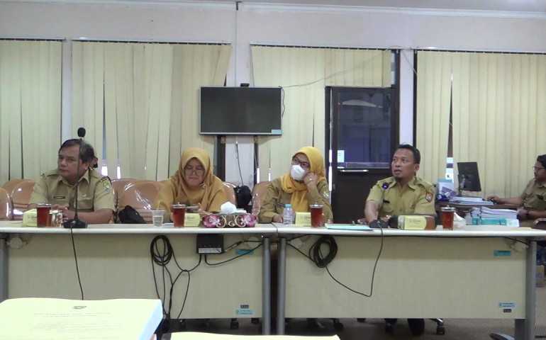 Kematian Pelajar SD Positif DBD Picu Polemik Anggaran Fogging di Kendal