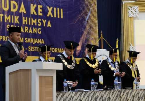 Gelar Wisuda Ke-XIII, STMIK HIMSYA Perkokoh Komitmen Cetak Lulusan Berdaya Saing Global