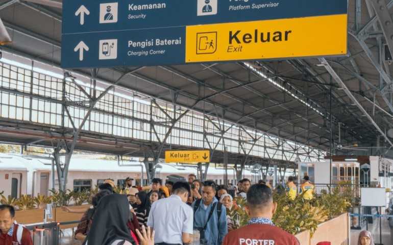 Liburan Tanpa Cemas, Tiket Keberangkatan Kereta Api di Stasiun Gambir dan Pasar Senen Masih Melimpah
