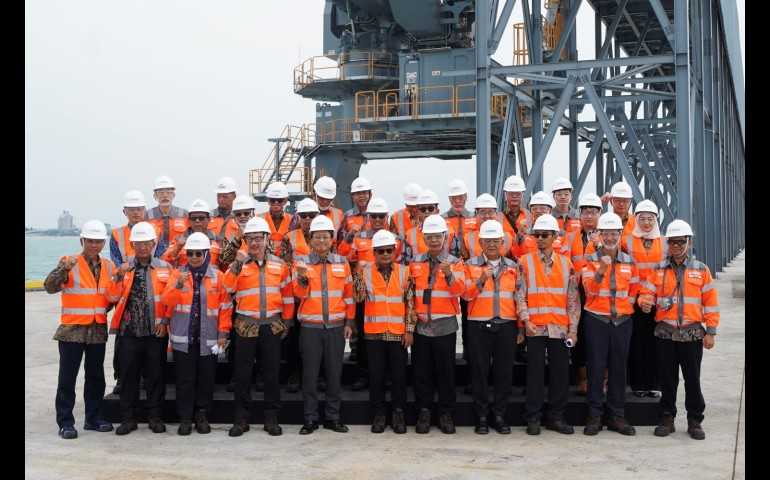 SIG Siap Tembus Pasar Global, Dermaga Tuban Jadi Kunci Ekspor ke Amerika