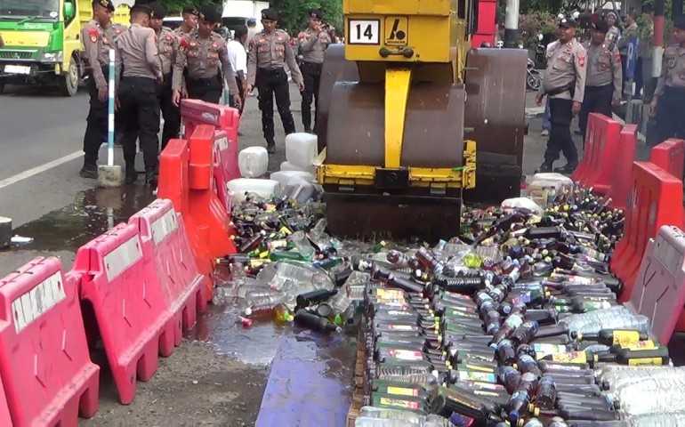 Operasi Lilin 2024, Polres Kendal Tindak Tegas Peredaran Miras Oplosan