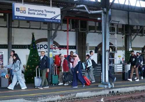 Semarang Jadi Pusat Mobilitas Tinggi Nataru, Ribuan Tiket Kereta Masih Siap Diperebutkan