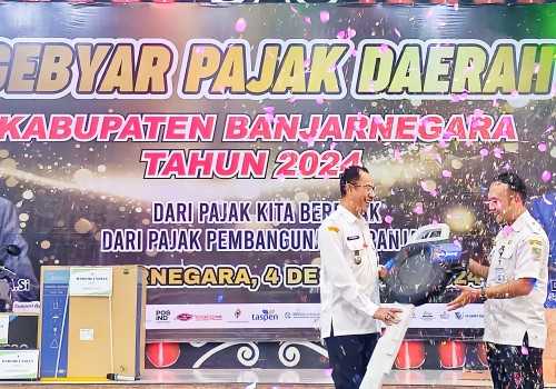 Bank Jateng Berikan Apresiasi bagi Wajib Pajak dalam Gebyar Pajak Daerah Banjarnegara 2024