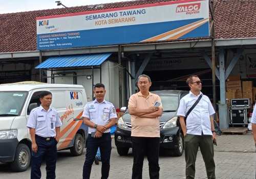 Kecepatan Direct Train KAI Diganjar Pujian, Pengamat Ingatkan Keselamatan Masinis Harus Jadi Prioritas