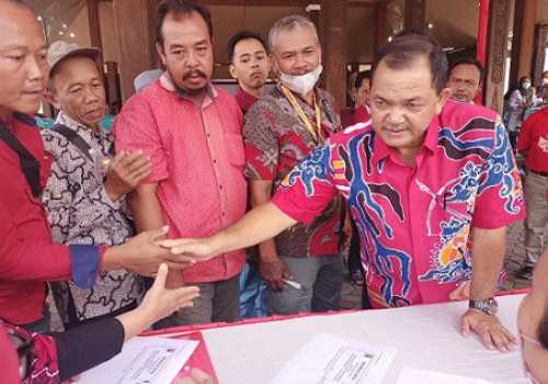 Pemkab Semarang Salurkan Rp 4,765 M untuk Warga Terdampak Kenaikan BBM