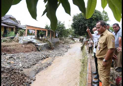Pemkot Semarang Intensif Lakukan Penanganan Banjir