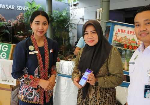 KAI Daop 1 Jakarta Berikan Pengalaman Unik dengan Jajanan Pasar dan Tarian Betawi di Stasiun Pasarsenen