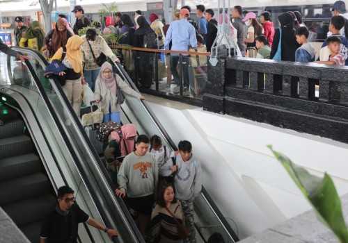 KAI Daop 1 Jakarta Sukses Layani 1 Juta Penumpang Selama Periode Natal dan Tahun Baru