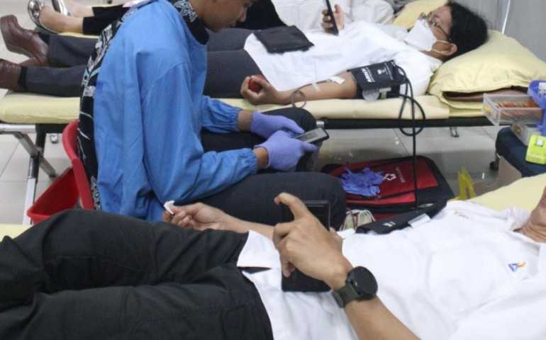 Pupuk Indonesia Niaga Gelar Donor Darah, Tumbuhkan Kepedulian di Usia ke-54
