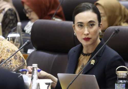 Pasca Insiden di Bali, Menpar Tegaskan Perlunya Keamanan Total untuk Wisatawan