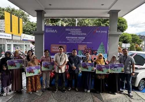 Bank Jateng Wonosobo Serahkan Hadiah dari Semesta Undian Tabungan Bima