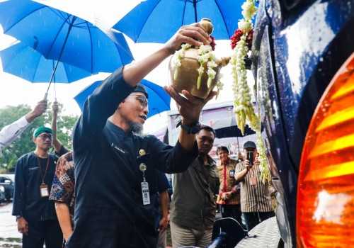 Pemprov Jateng Terima Hibah Truk Kendil dari Bank Indonesia, Kendaraan Baru untuk Stabilkan Harga Pangan
