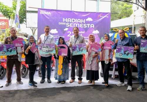 Bank Jateng Temanggung Bagikan Hadiah Mobil Listrik