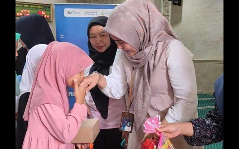 Karyawan PI Niaga Gelar Aksi Solidaritas, Donasikan Buku untuk Anak Yatim