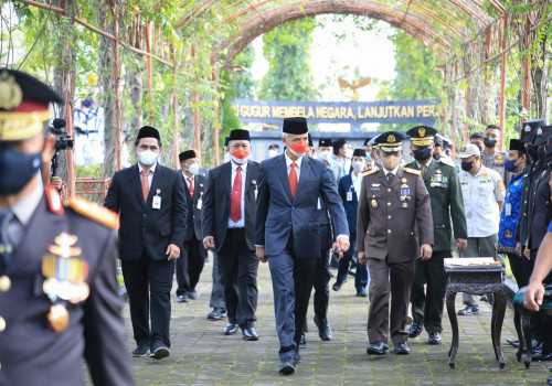 Mereka Bergerak dengan Hati, Banyak Pahlawan yang Tidak Ingin Diketahui