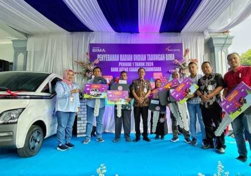 Nasabah Bank Jateng Banjarnegara Menangkan Mobil Listrik