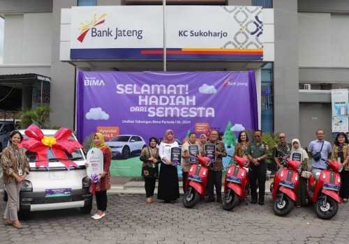 Hadiah dari Semesta: Nasabah Bank Jateng Sukoharjo Menang Mobil Listrik dan Motor Hybrid dalam Undian Tabungan Bima