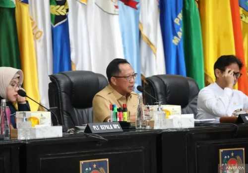 Mendagri Tito Karnavianb Tekankan Pemeriksaan Kesehatan Gratis Kunci Optimalkan Bonus Demografi