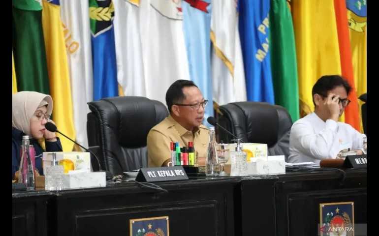 Mendagri Tito Karnavianb Tekankan Pemeriksaan Kesehatan Gratis Kunci Optimalkan Bonus Demografi